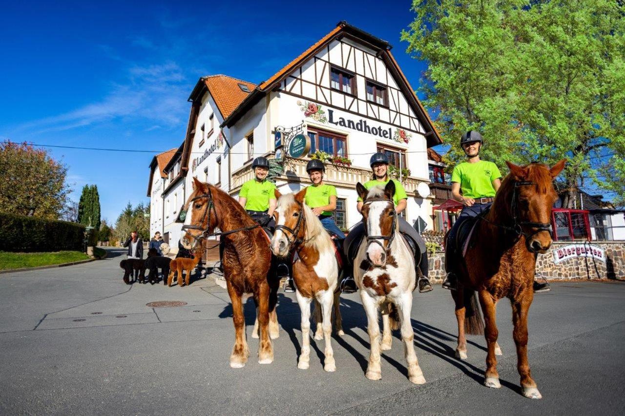 Landhotel & Reiterhof Schumann Triptis Exterior foto